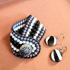 Leather wrapped Blk/Wht cuff with matching earrings